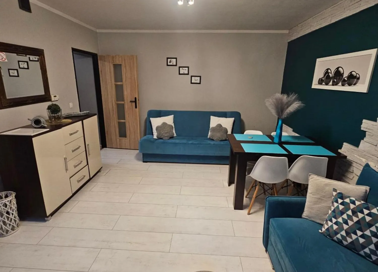 Quiet Basement Apartment Poznan Poland
